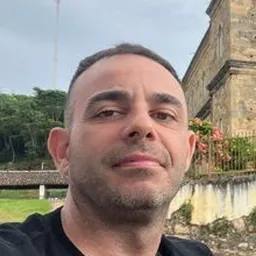 Leonardo Queiroz